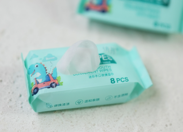  دستمال مرطوب دایناسوری جیبی بوک کلاب ایران 2 