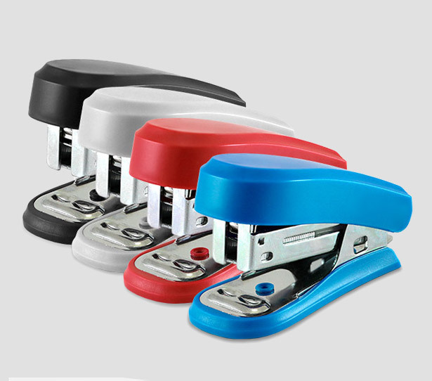  منگنه کوچک + سوزن منگنه / پنتر / No. 24/6-26/6 / مدل ST 921 – 921-B/ بسته مقوایی بوک کلاب ایران 4 